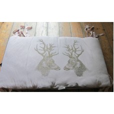 Cot bumper "Stag head" by Jack n'a qu'un oeil Cot bumper "Stag head" by Jack n'a qu'un oeil